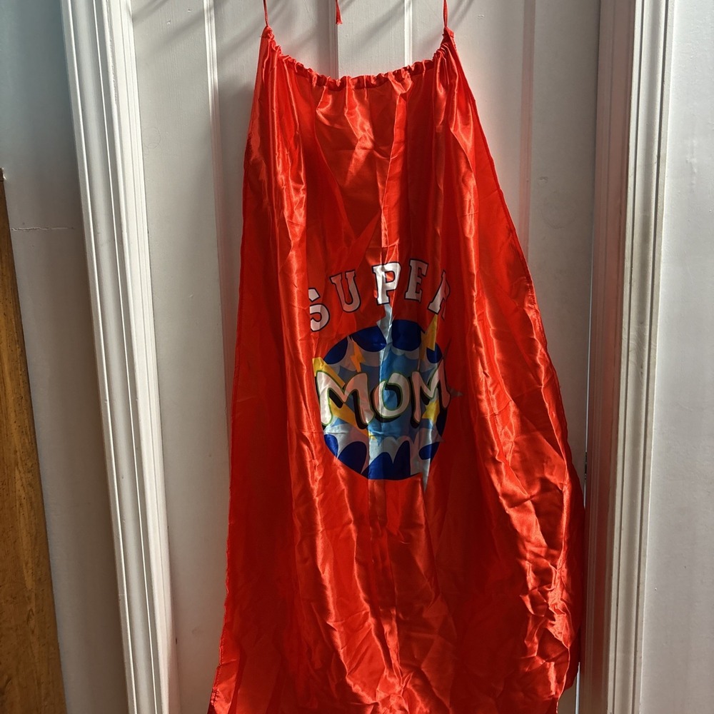 Brand New With Tag Super Mom Halloween Cape With Mask‎ 32" X 38"